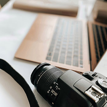 苹果CMSV8手机和电脑对应跳转代码